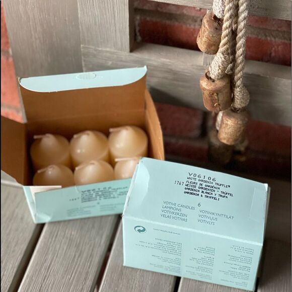 WHITE Gardenia Truffle Votives 2 boxes Party Lite - Picture 3 of 7